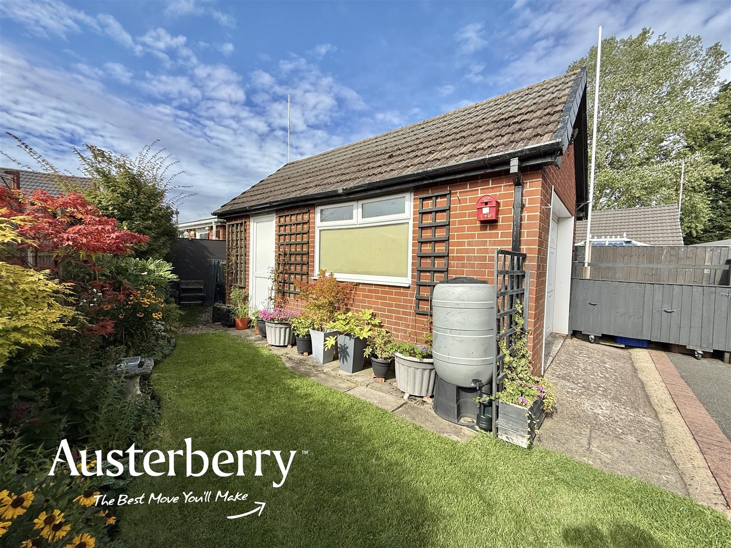 Applewood Crescent, Catchems Corner, Stoke-On-Trent